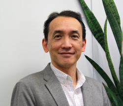 星野 達彦 氏