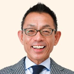 可児良友氏