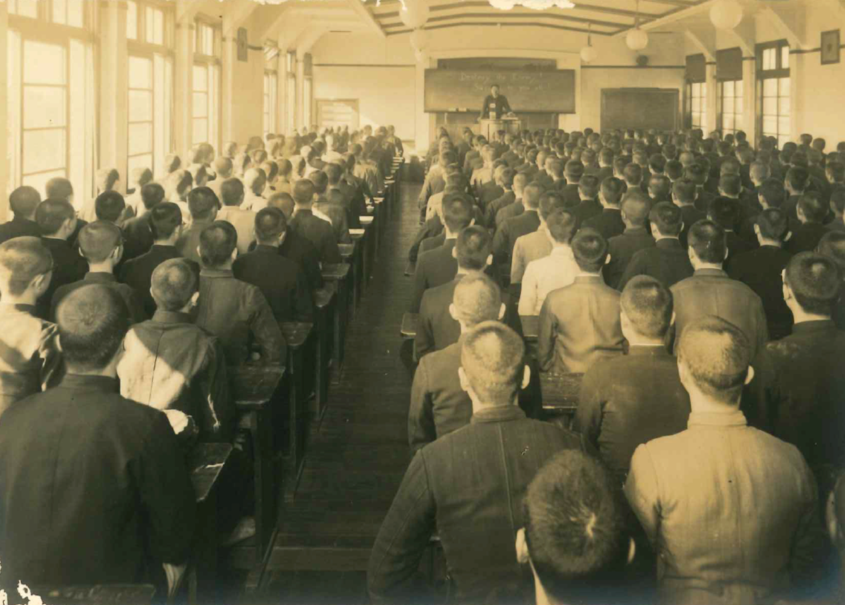 戦前の授業風景