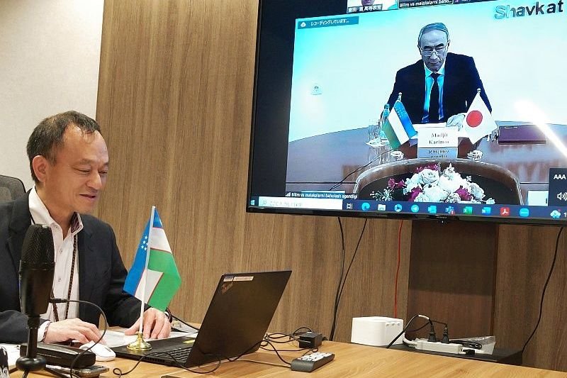 5月11日にオンラインで行われた締結式の様子