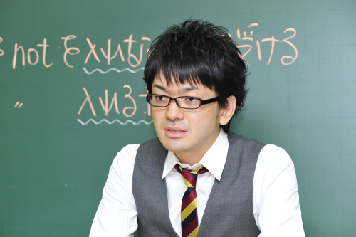 英語科 成川 博康